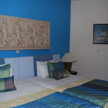 Hotell The Caravel Limassol