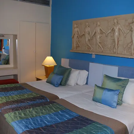 Hotel The Caravel