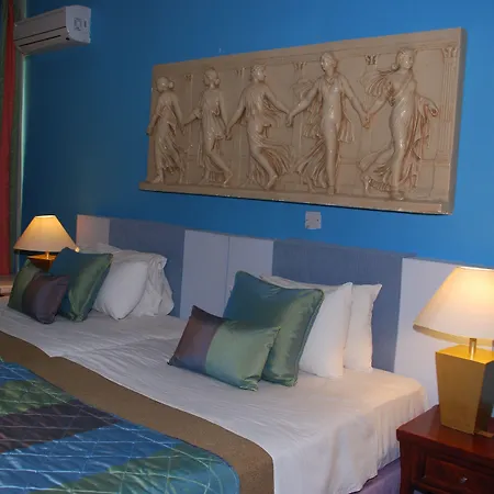 Hotel The Caravel
