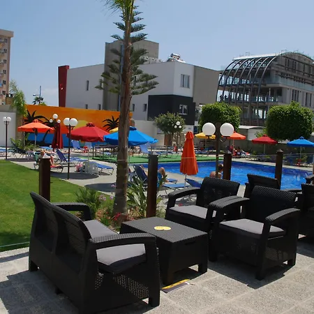 Hotel The Caravel