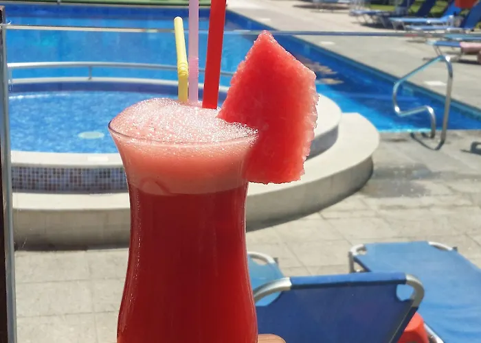 מלון The Caravel לימסול