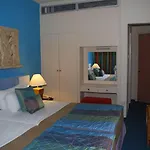 Hotel The Caravel Limassol