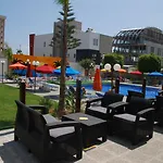 Hotel The Caravel