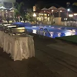 Hotel The Caravel Limassol