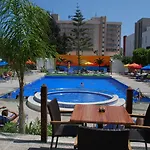 The Caravel Hotel