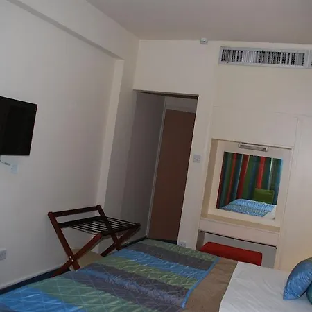 Hotel The Caravel Limasol