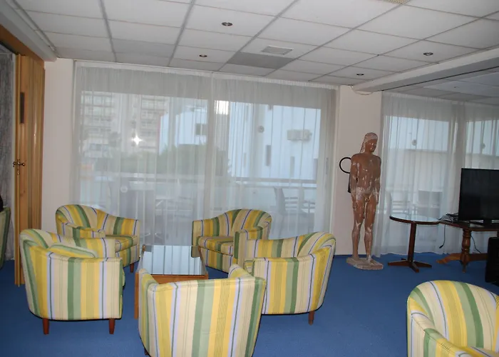 Hotel The Caravel 2*