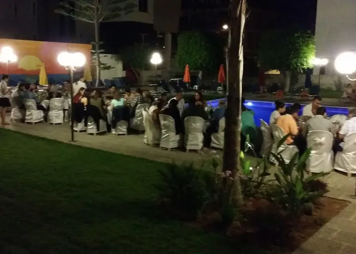 Hotel The Caravel 2*