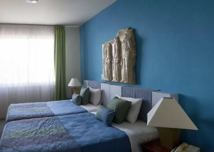 The Caravel Hotel Lemesos